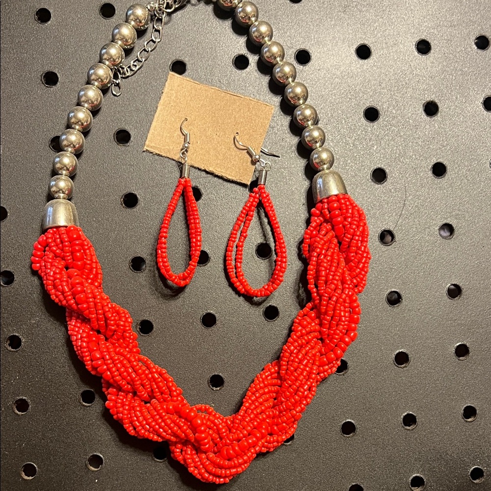 Belk Red and Silver Beaded Necklace Set